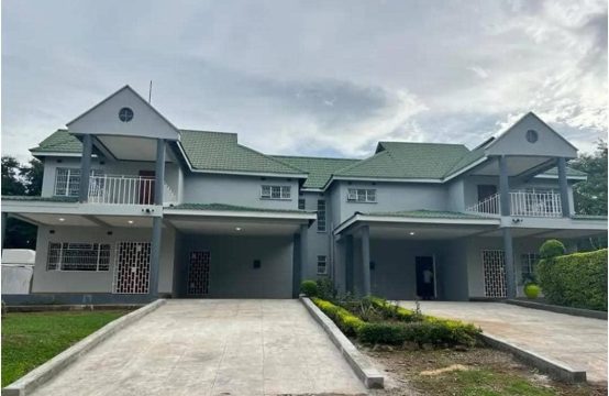 Area 43 -Refurbished 4-BR semi Detached House